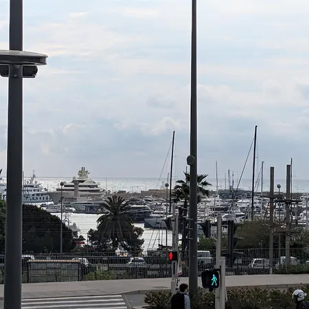 شقة New Vega Renovation, Climatise, Parking & Piscine Centre Vue Carre Et Port *