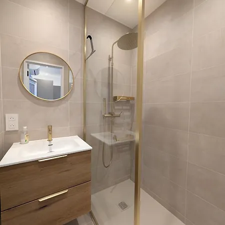 New Vega Rénovation, Climatisé, Parking&piscine Centre Vue Carré Et Port Apartamento *