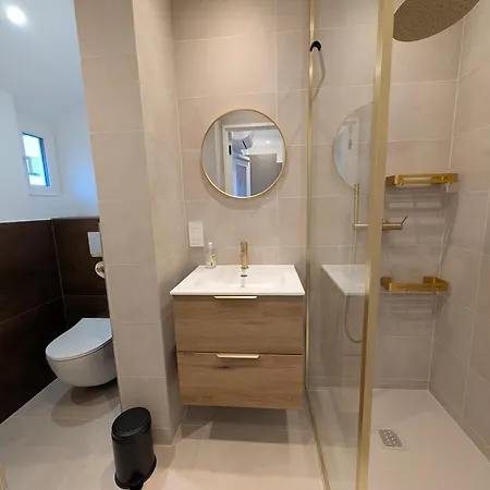 Apartamento New Vega Rénovation, Climatisé, Parking&piscine Centre Vue Carré Et Port *